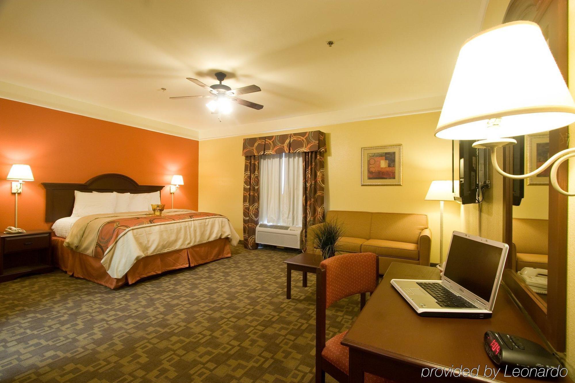 Quality Inn & Suites At The Outlets Mercedes-Weslaco Camera foto